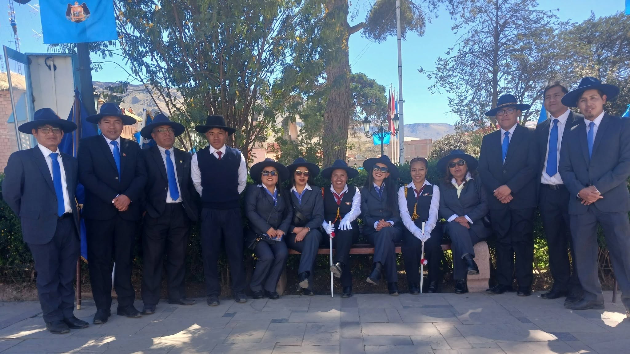 Desfile por el aniversario de la provincia de Caylloma - foto 4